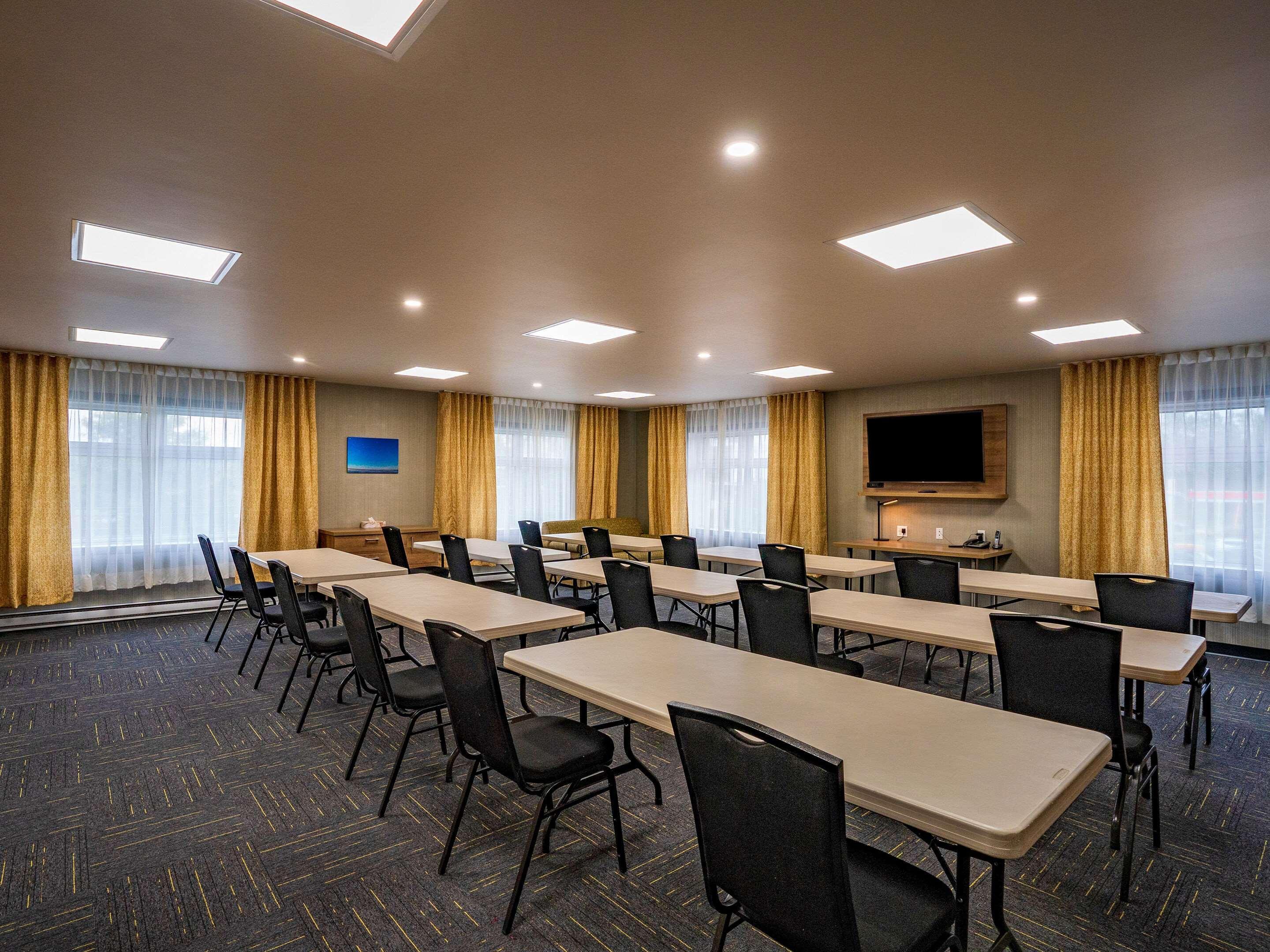 Quality Suites Drummondville Eksteriør bilde