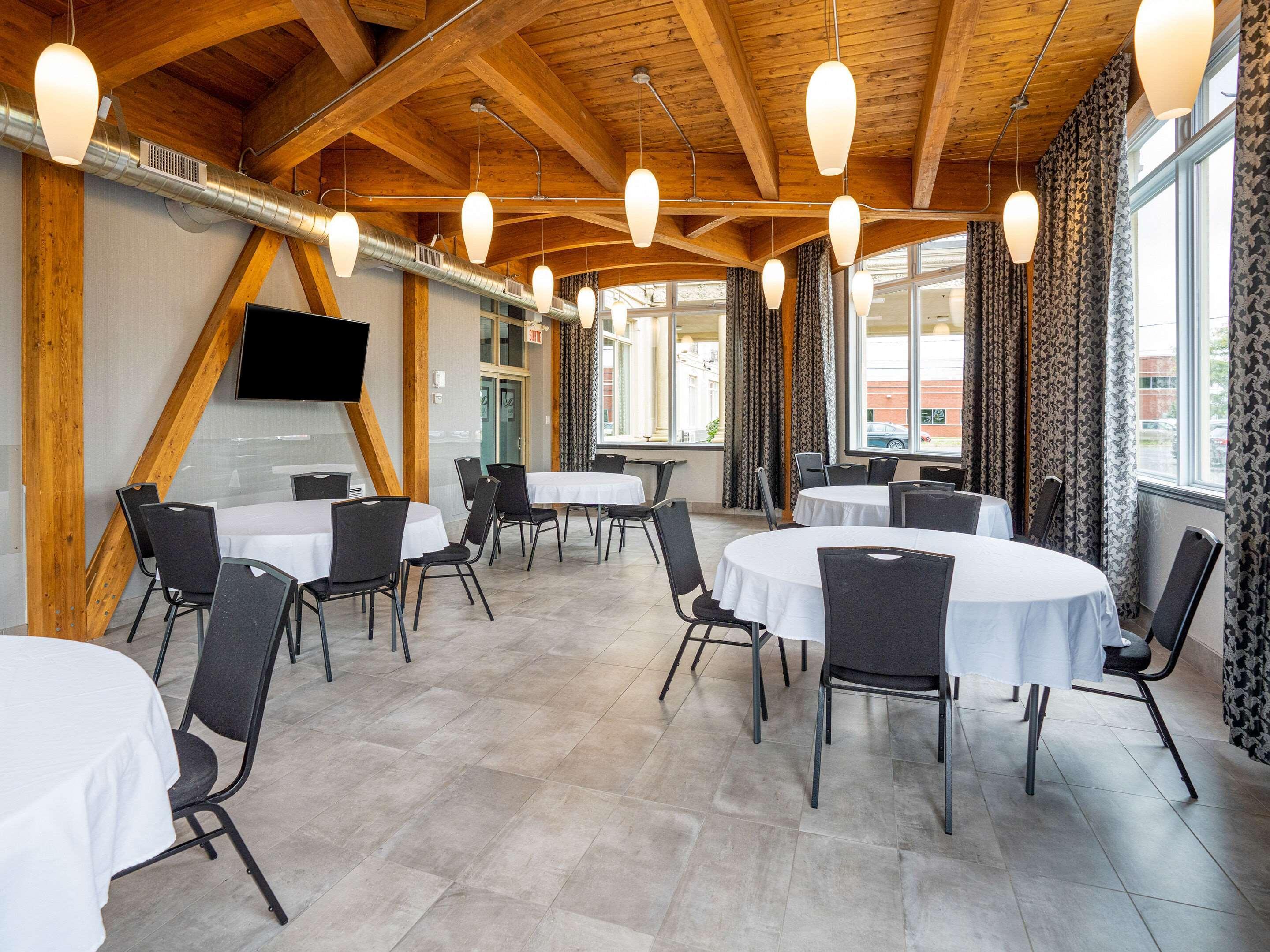 Quality Suites Drummondville Eksteriør bilde