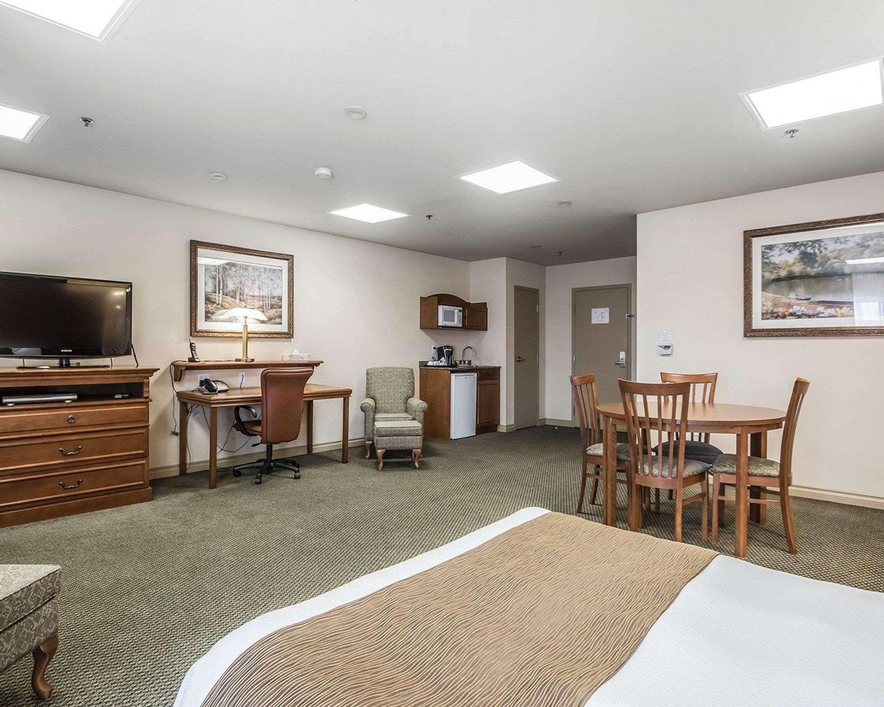Quality Suites Drummondville Eksteriør bilde