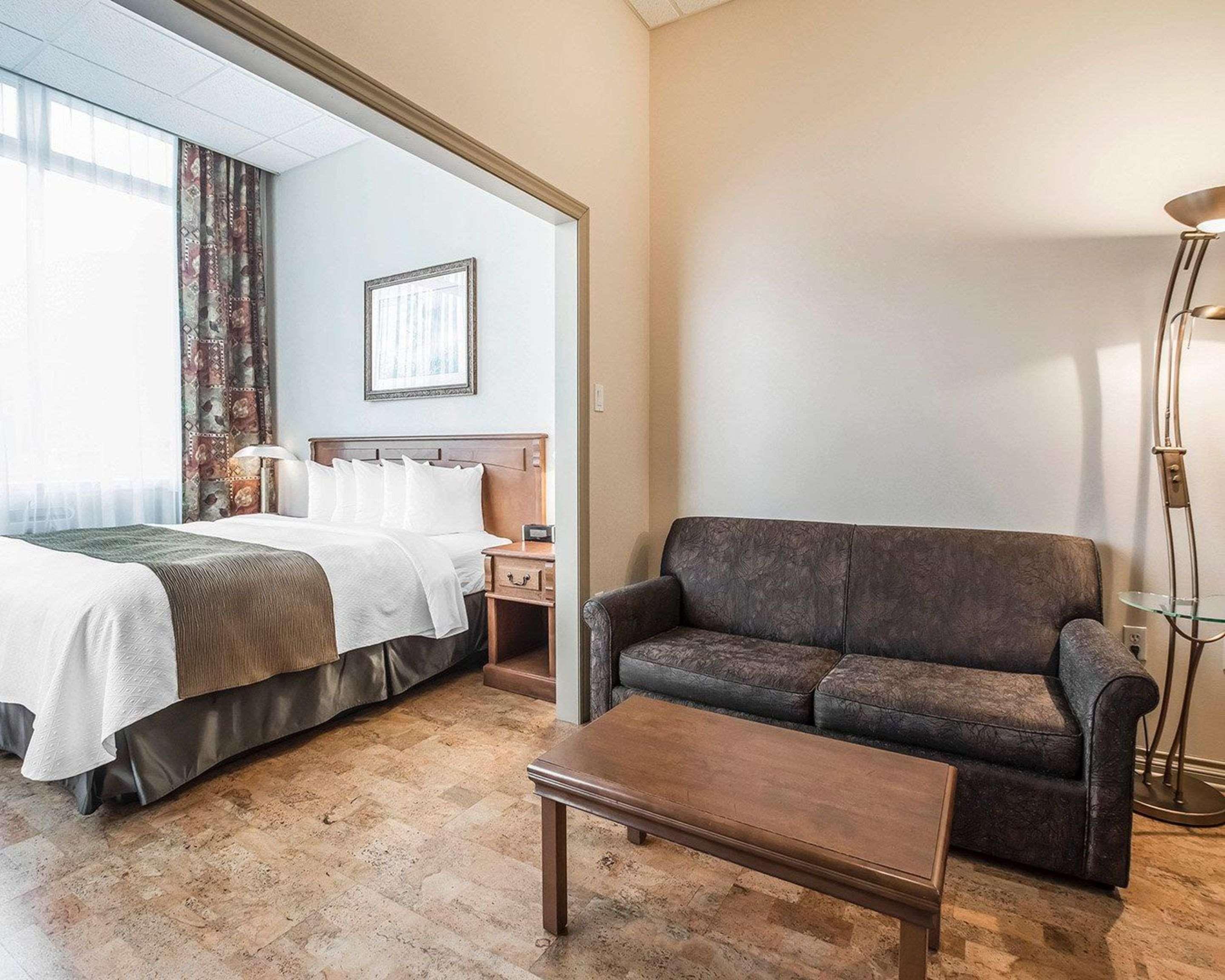 Quality Suites Drummondville Eksteriør bilde