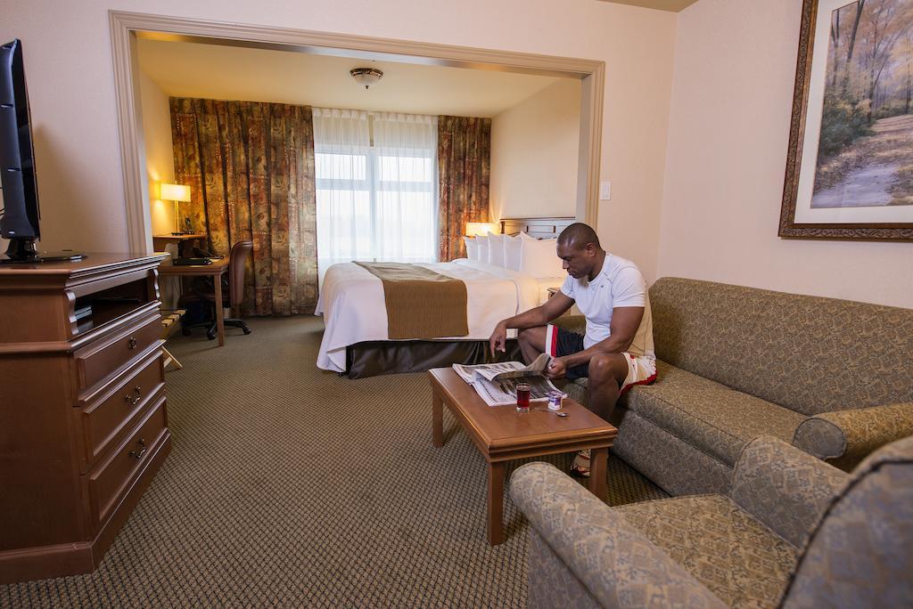 Quality Suites Drummondville Eksteriør bilde